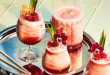 Δροσερά καλοκαιρινά κοκτέιλ με κρασί Δροσερά καλοκαιρινά κοκτέιλ με κρασί